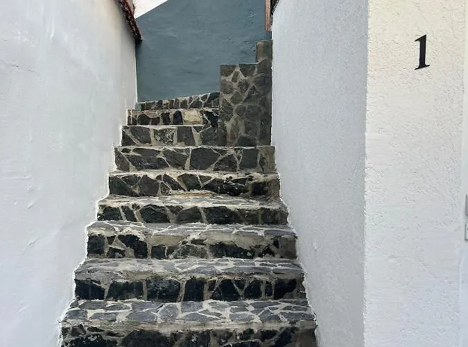 The Rainbow 7 * סופיה